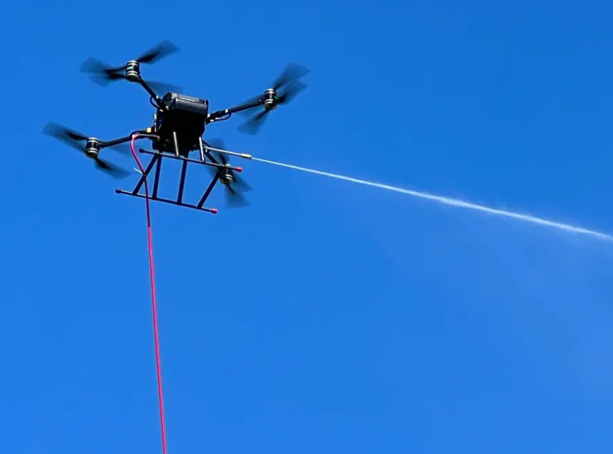 how drone cleaning works